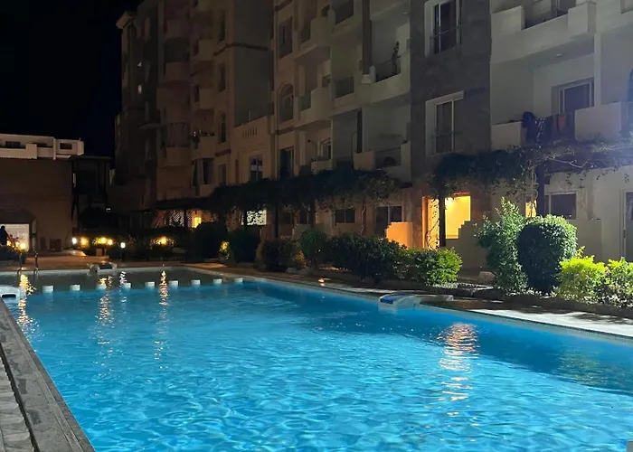 Cozy Poolside At Florenza Khamsin In شقة الغردقة