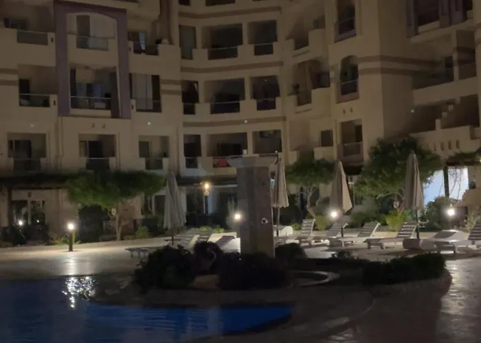 Cozy Poolside At Florenza Khamsin In الغردقة